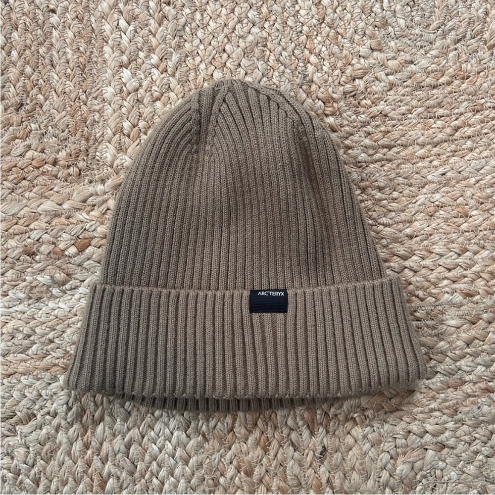 Arc'teryx Skaha Toque beanie NWOT